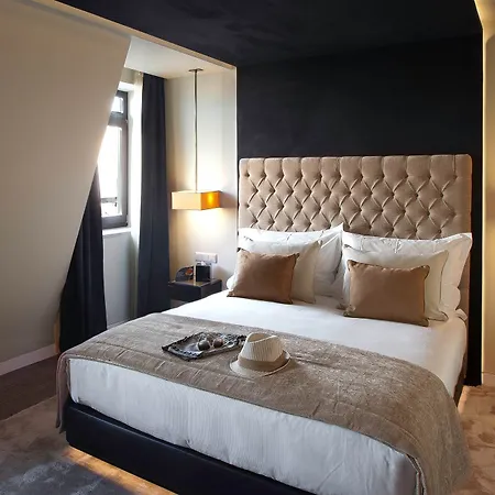 מלון 9hotel Mercy ליסבון