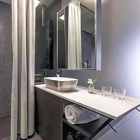 9hotel Mercy Hotel 4*