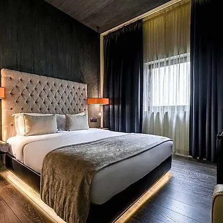 Hotel 9hotel Mercy 4*