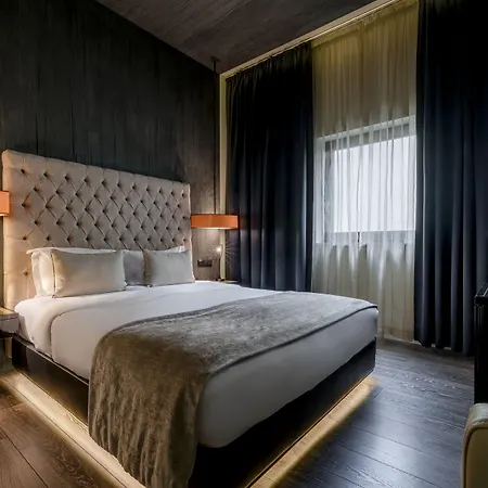 9hotel Mercy Hotel 4*