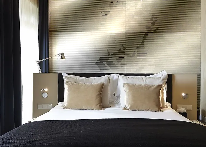 Отель 9hotel Mercy 4*