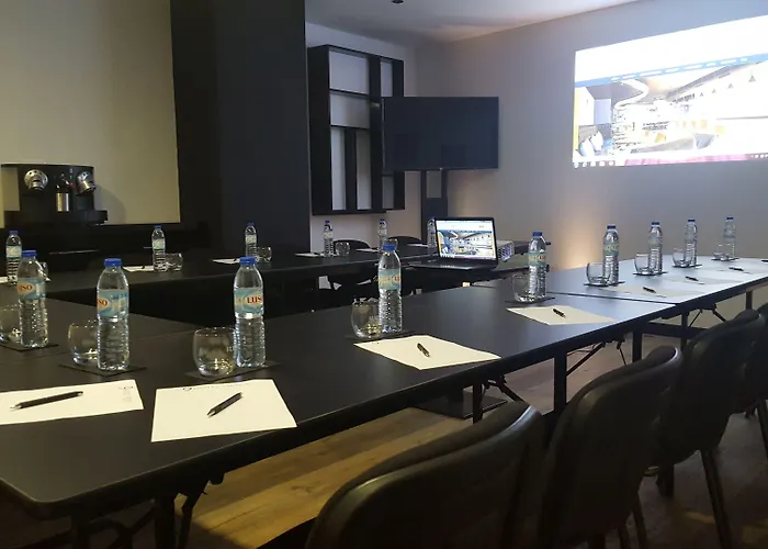 Отель 9hotel Mercy Лиссабон