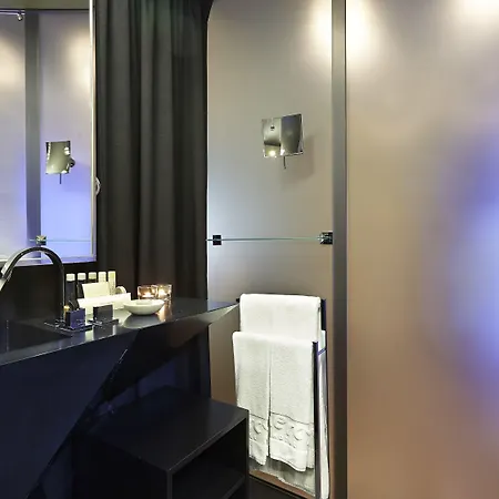 9hotel Mercy Hotel