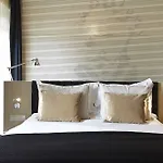 Hotell 9hotel Mercy 4*