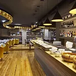 Отель 9hotel Mercy 4*