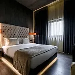 Отель 9hotel Mercy 4*