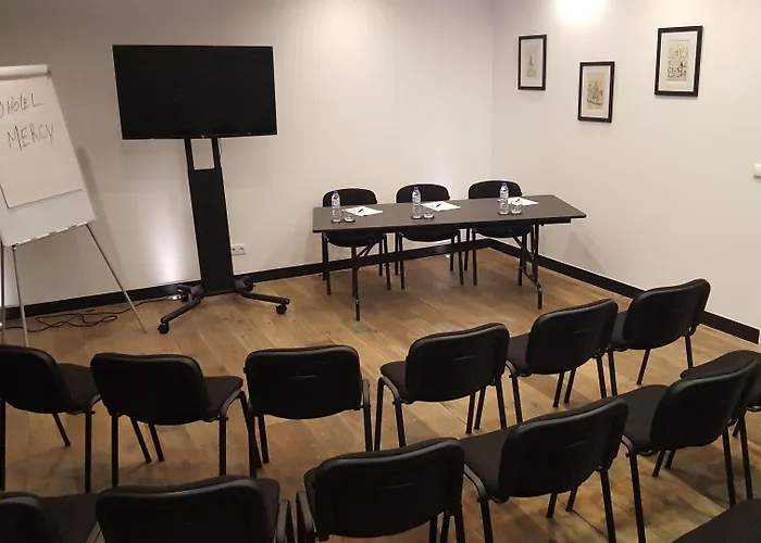 9ホテル マーシー 4*